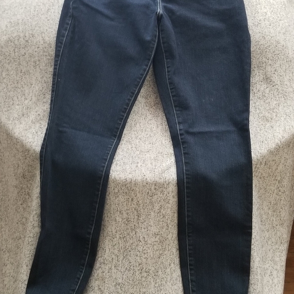 TORRID Super Soft Medium Wash Jeggings 14R - Picture 3 of 4
